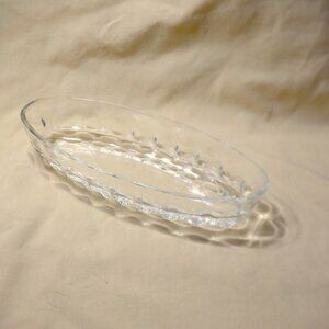 ~ VINTAGE ~ Oval Glass ~ SERVING BOWL / DISH (Dainty / Appetizer Type) ~